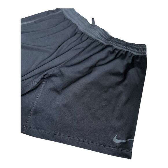 Nike Mens Medium active gym shorts dri-fit black basketball shorts gray swoosh​ - Picture 2 of 8